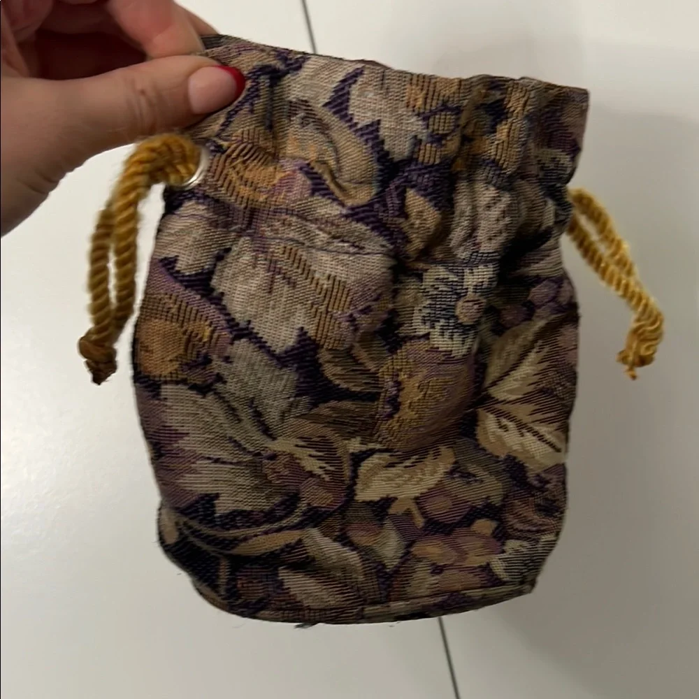 Floral Drawstring Pouch - Picture 2 of 5